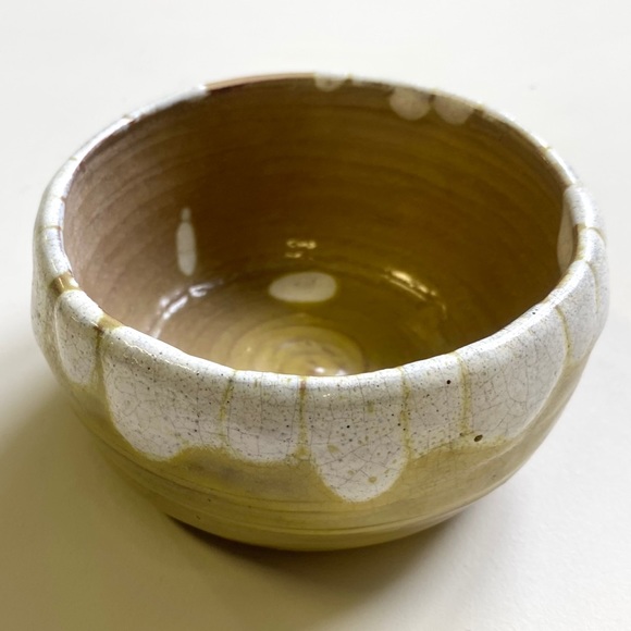 Green Pottery Bowl, MES 1949 - Picture 1 of 5